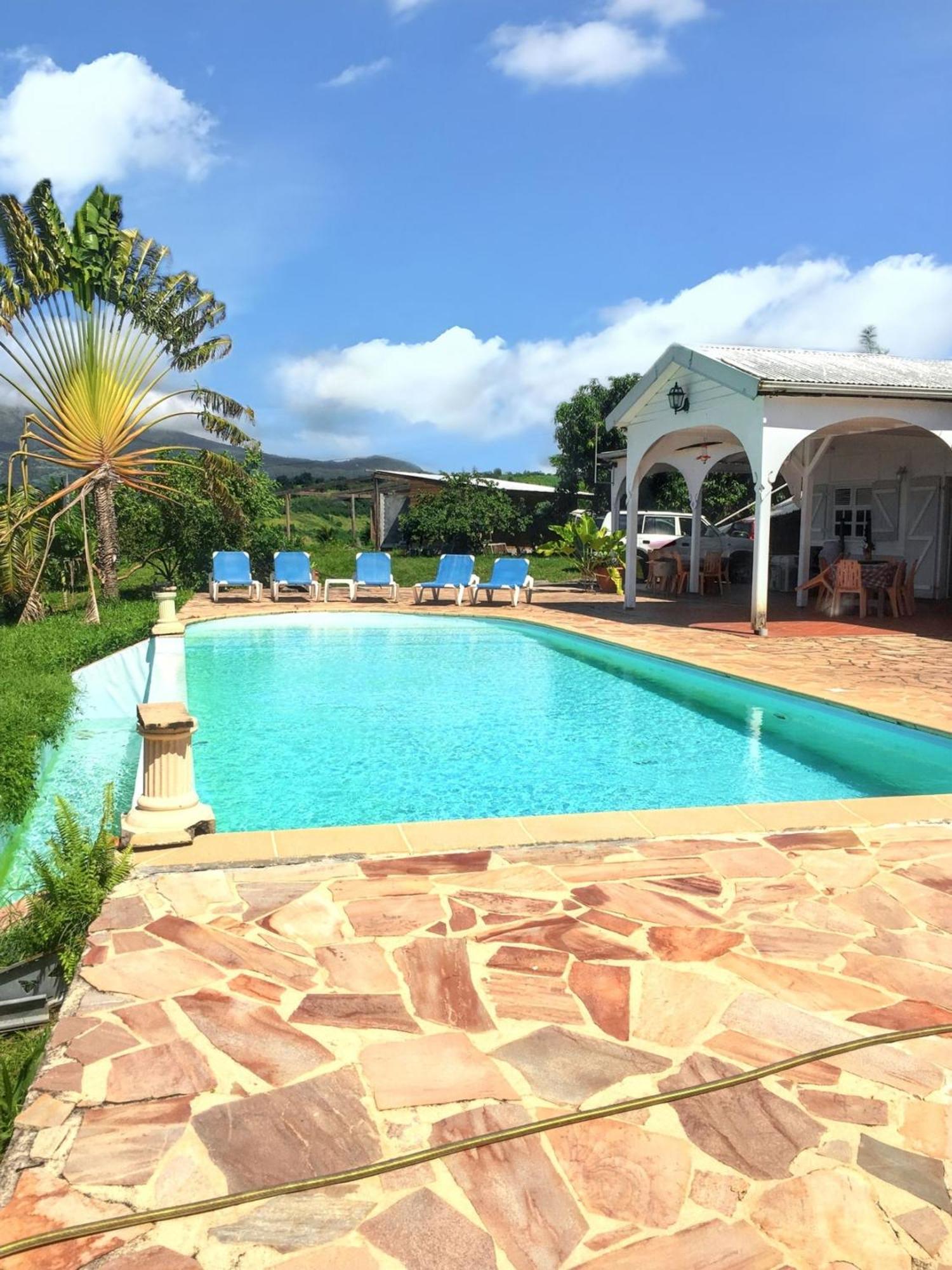 Villa Enchantee Avec Vue Sur Mer Et Piscine Au Carbet Ле-Карбе Екстер'єр фото